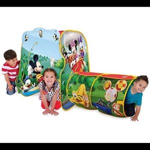 Mickey Mouse Discovery Hut